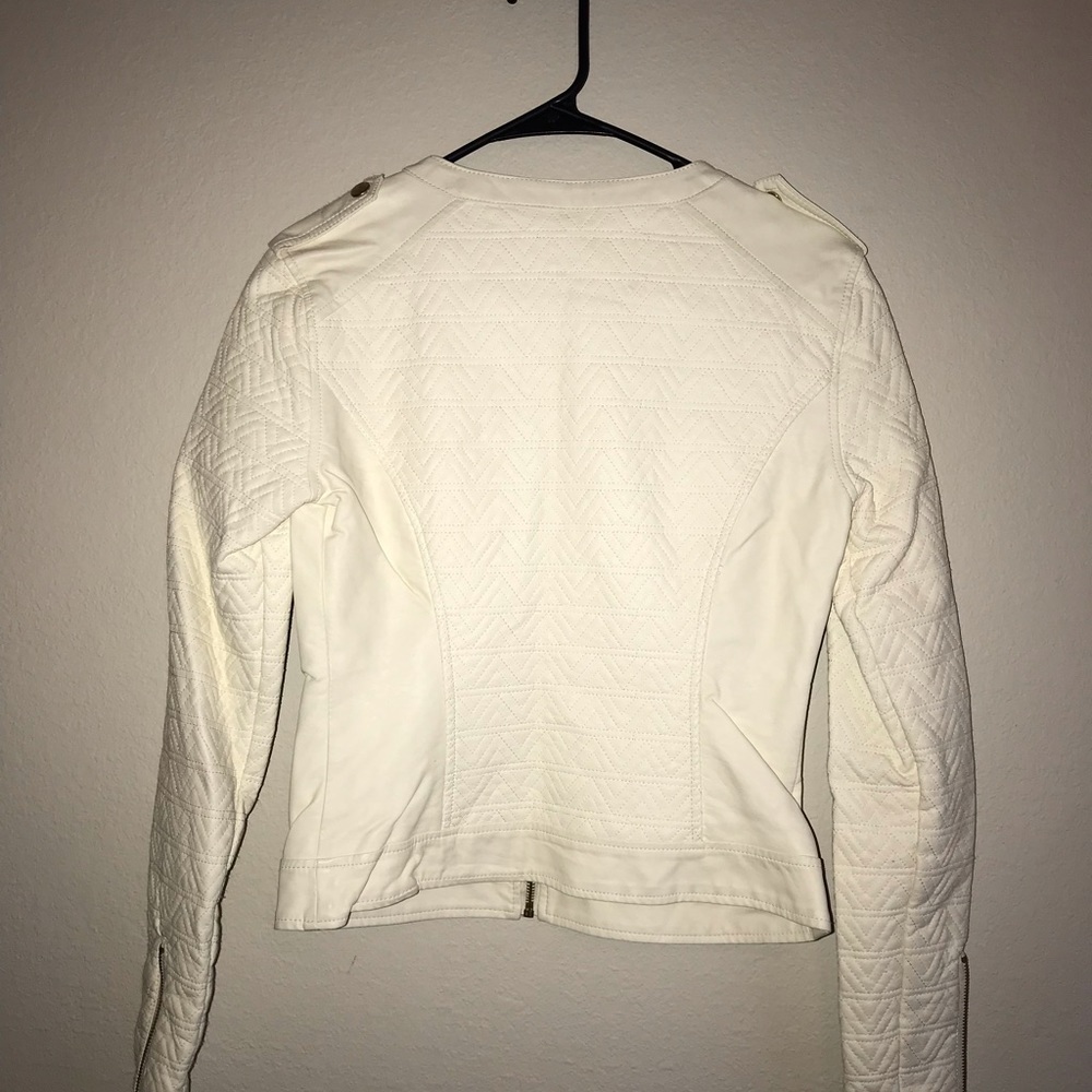 Off white jacket - Picture 3 of 4